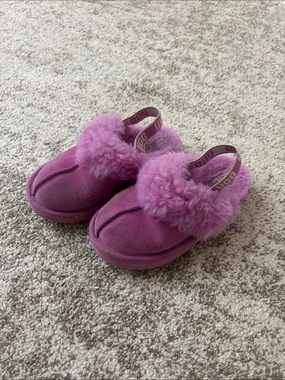 UGG Kids Cozy Faux-Shearling Slip-On Shoes - Pink